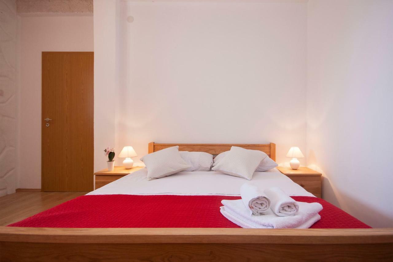 Rooms Katarina Lozovac Εξωτερικό φωτογραφία