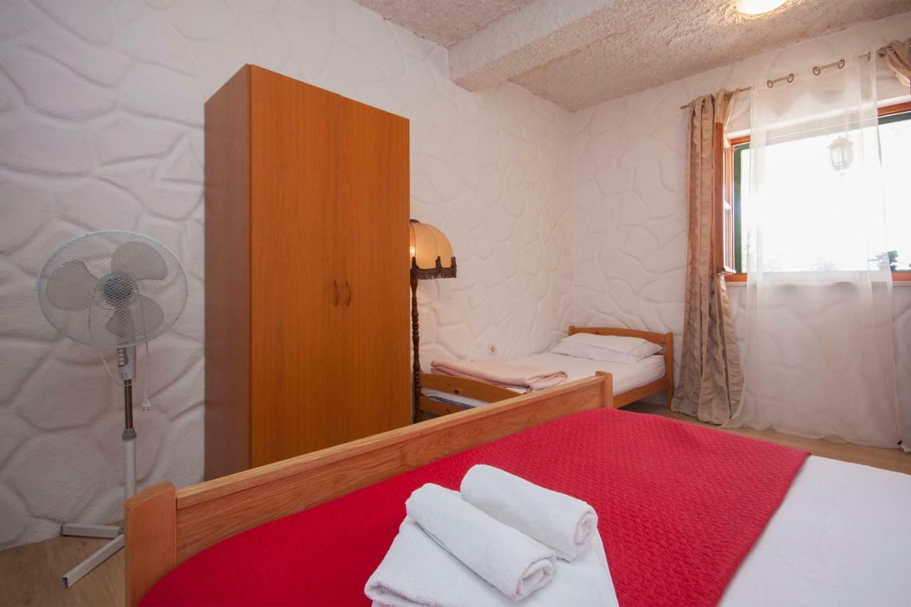 Rooms Katarina Lozovac Εξωτερικό φωτογραφία